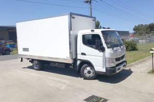 Brenmark-Transport-Equipment-quality-truck-bodies-Melbourne-Dandenong-Frankston-Melbourne-Peninsula-Victoria-FRP-vans1